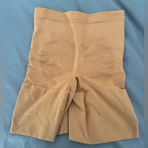 NWOT spanx compression shorts, size S, caramel color